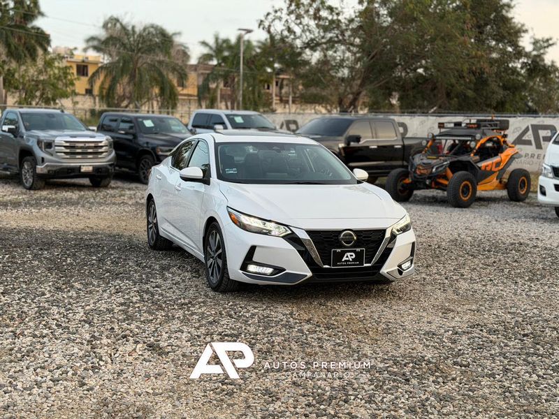 Nissan Sentra Exclusive 2020