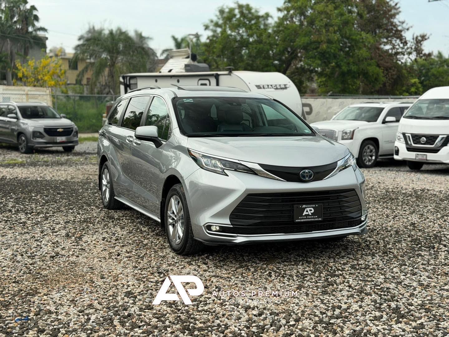 Toyota Sienna Xle Hybrid 2022