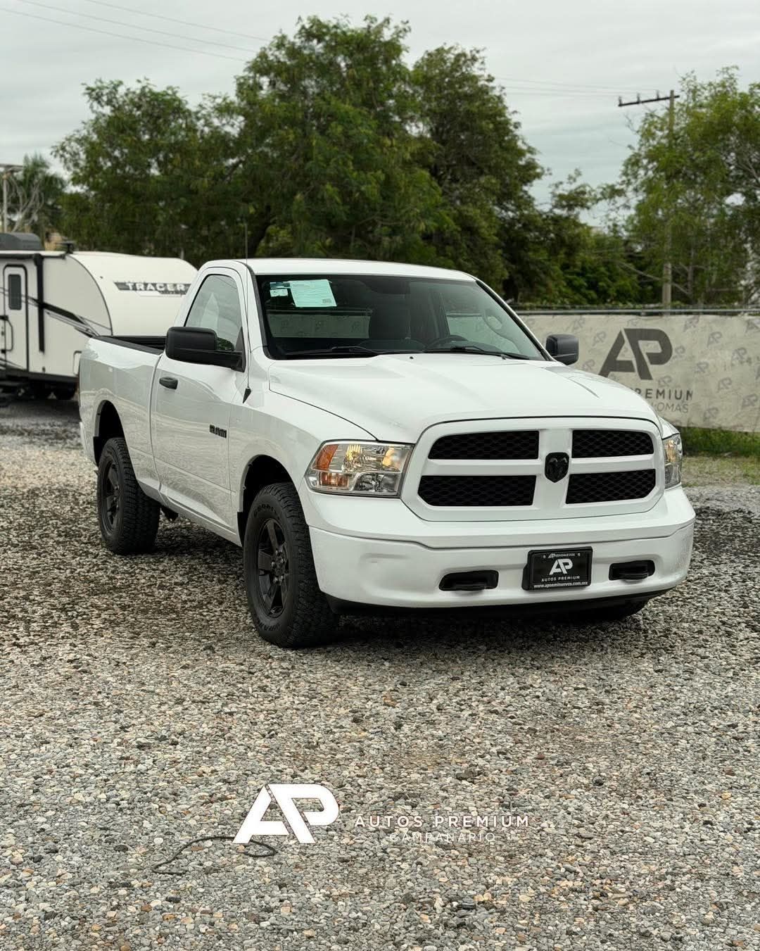 Dodge Ram v6 4x4 2018