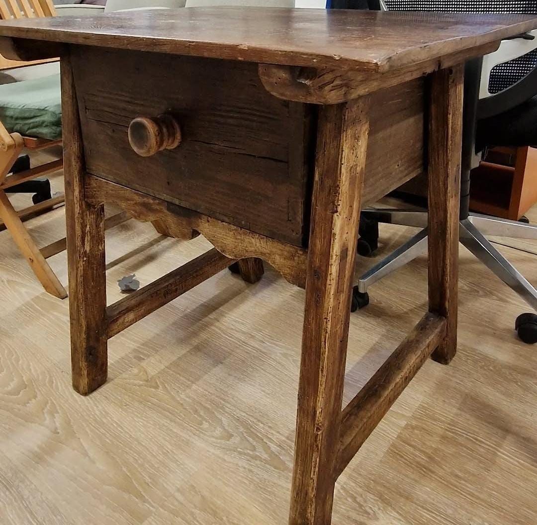 MESA AUXILIAR VINTAGE MESA AUXILIAR VINTAGE