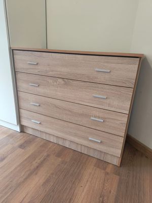 COMODA 4 CAJONES CAMBRIAN