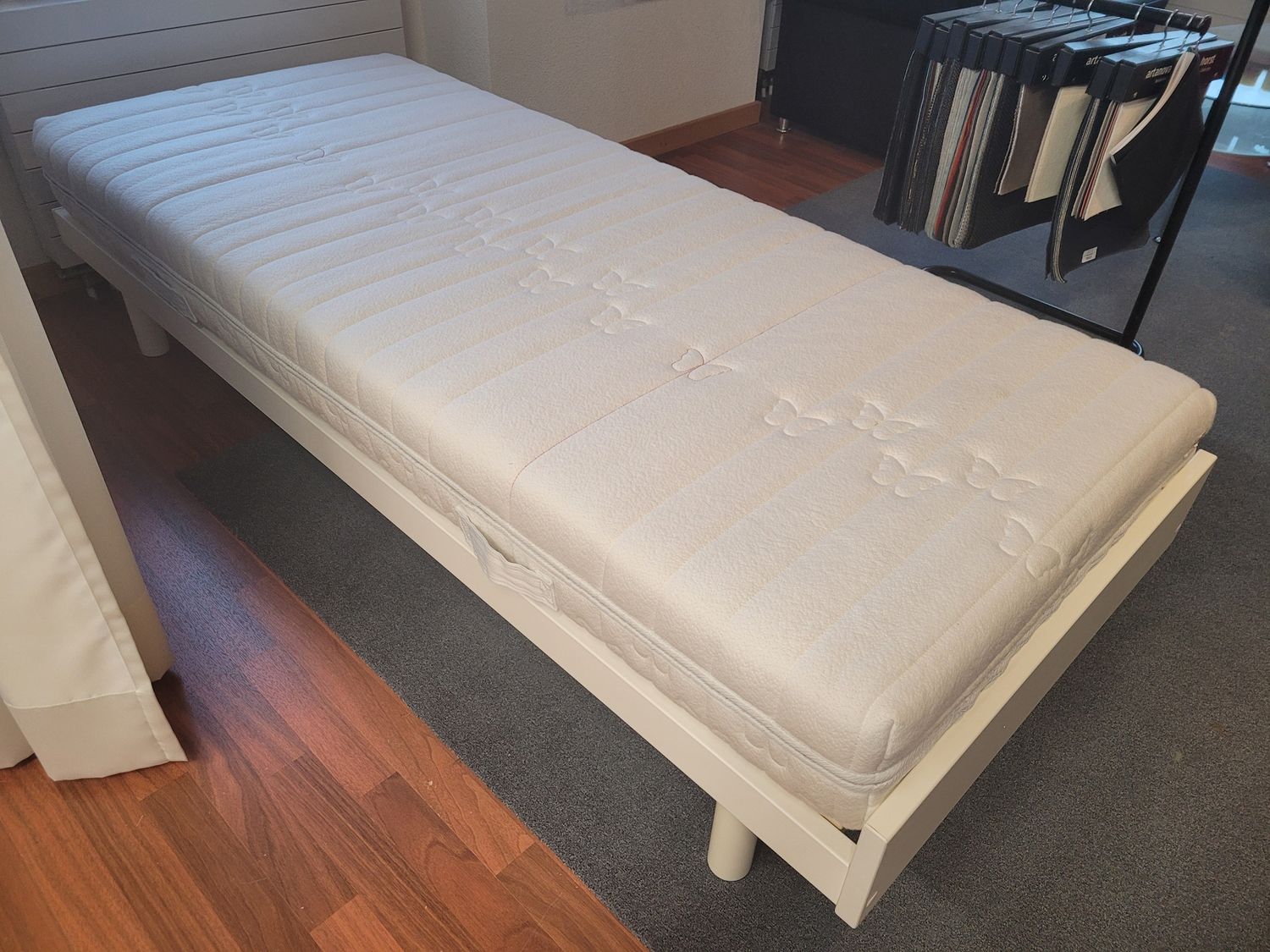 Komplettes Roviva Bett 90 cm x 190 cm