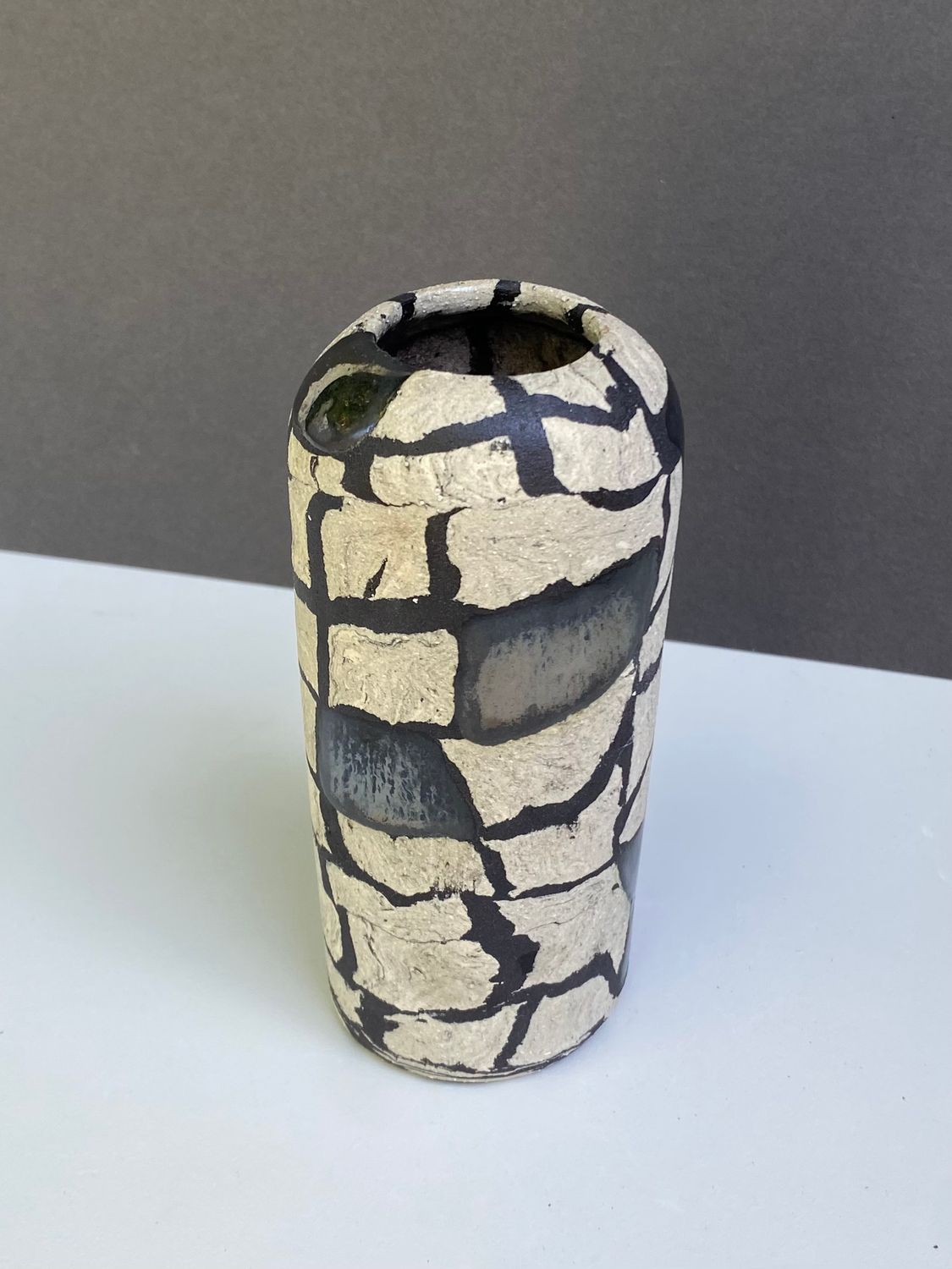 Bud Vase - Dark Grid