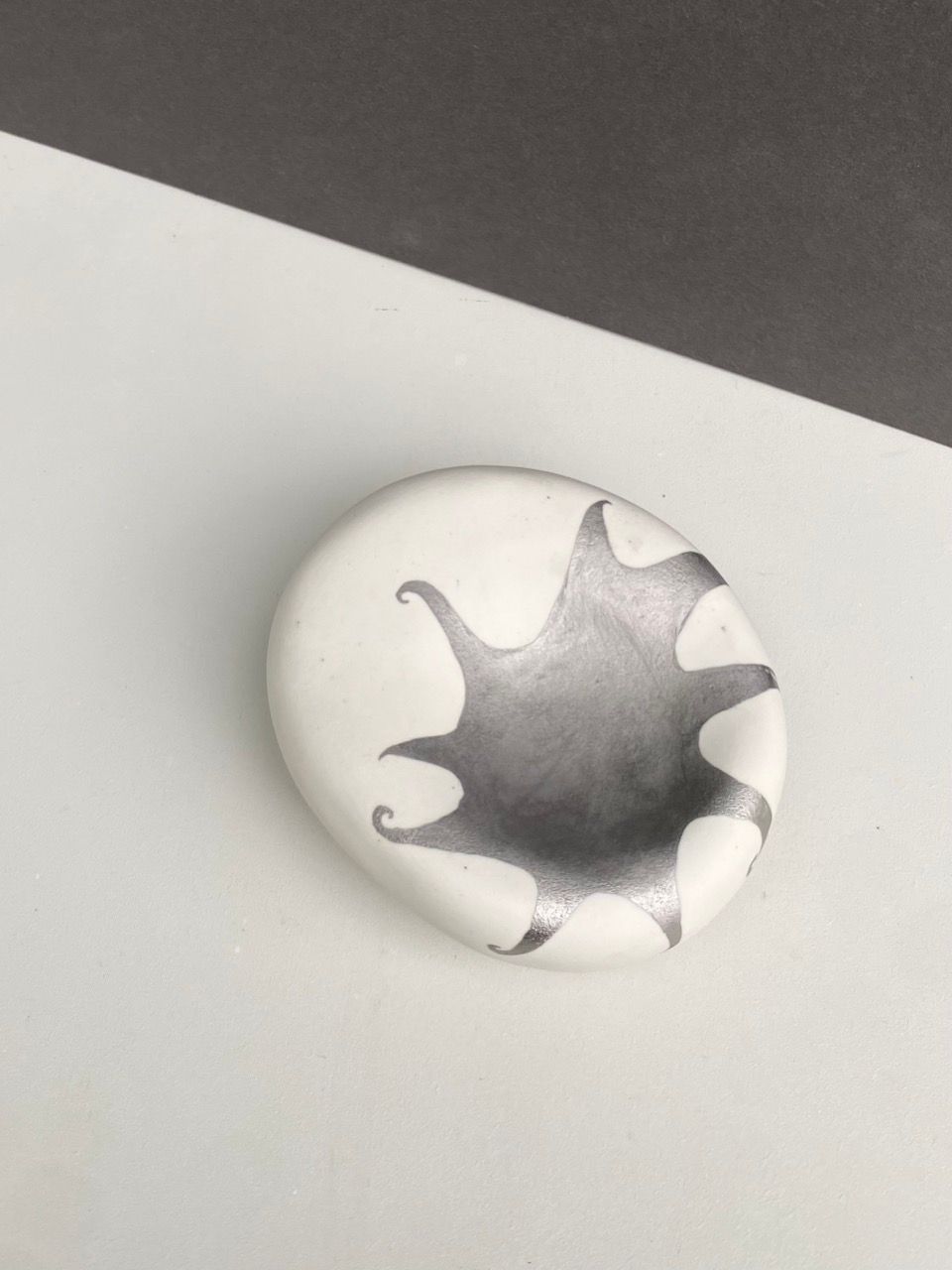 Sculptural Pebble - Star-flower