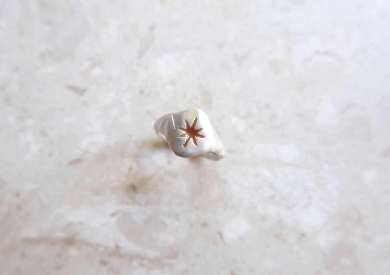 Whetū Signet Ring (Circle)