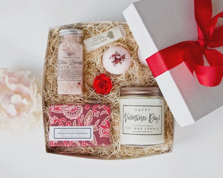 **PRE-ORDER  Valentine's Day Luxury Gift Box
