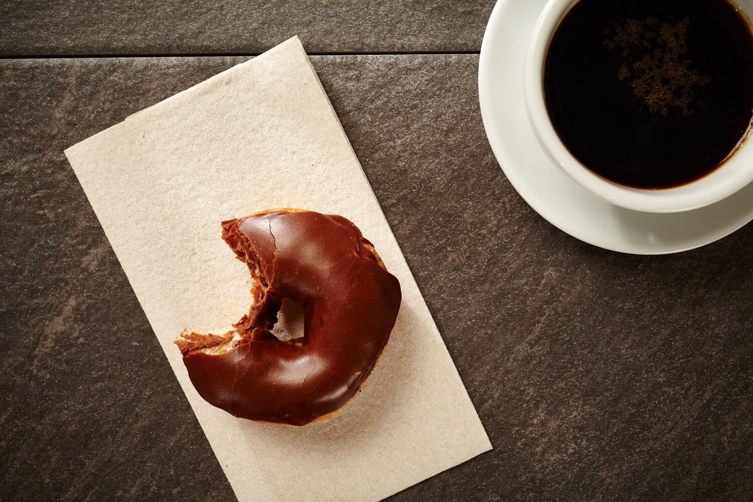 Yeast Donut, Chocolate Icing (Single Donut)