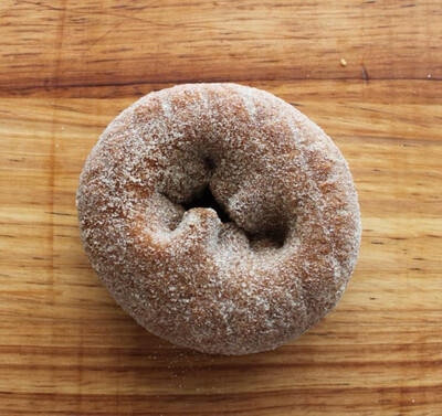 Vanilla Cake, Cinnamon Sugar (Single Donut)