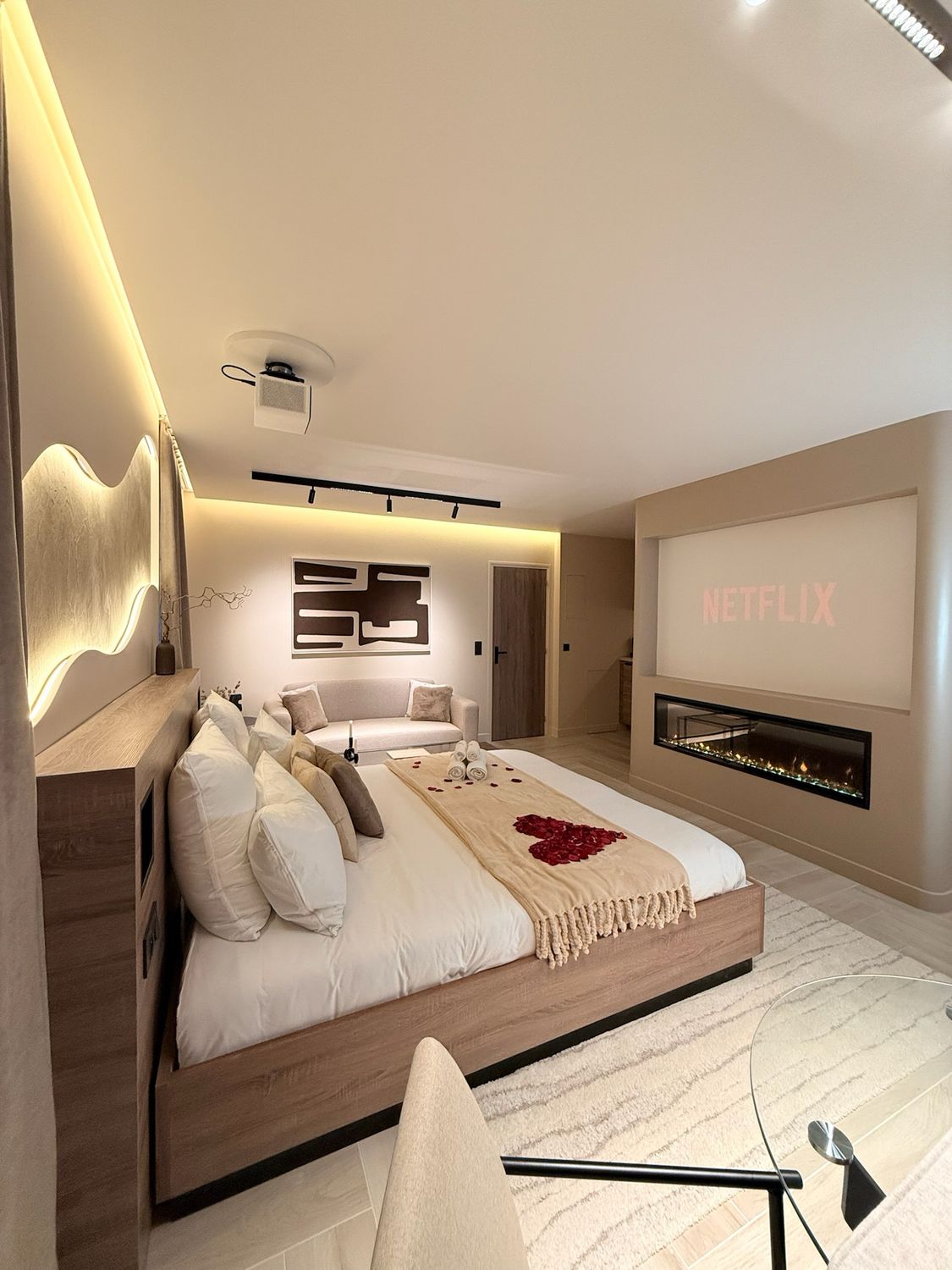 Suite Jacuzzi Romance, Île Saint Denis (93) 👥