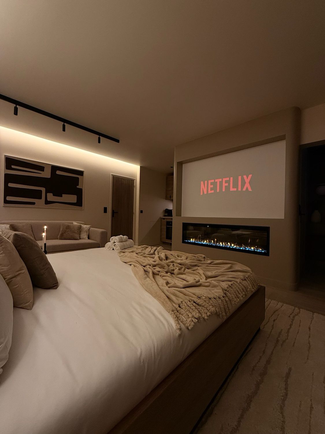 Suite Jacuzzi Romance, Île Saint Denis (93) 👥
