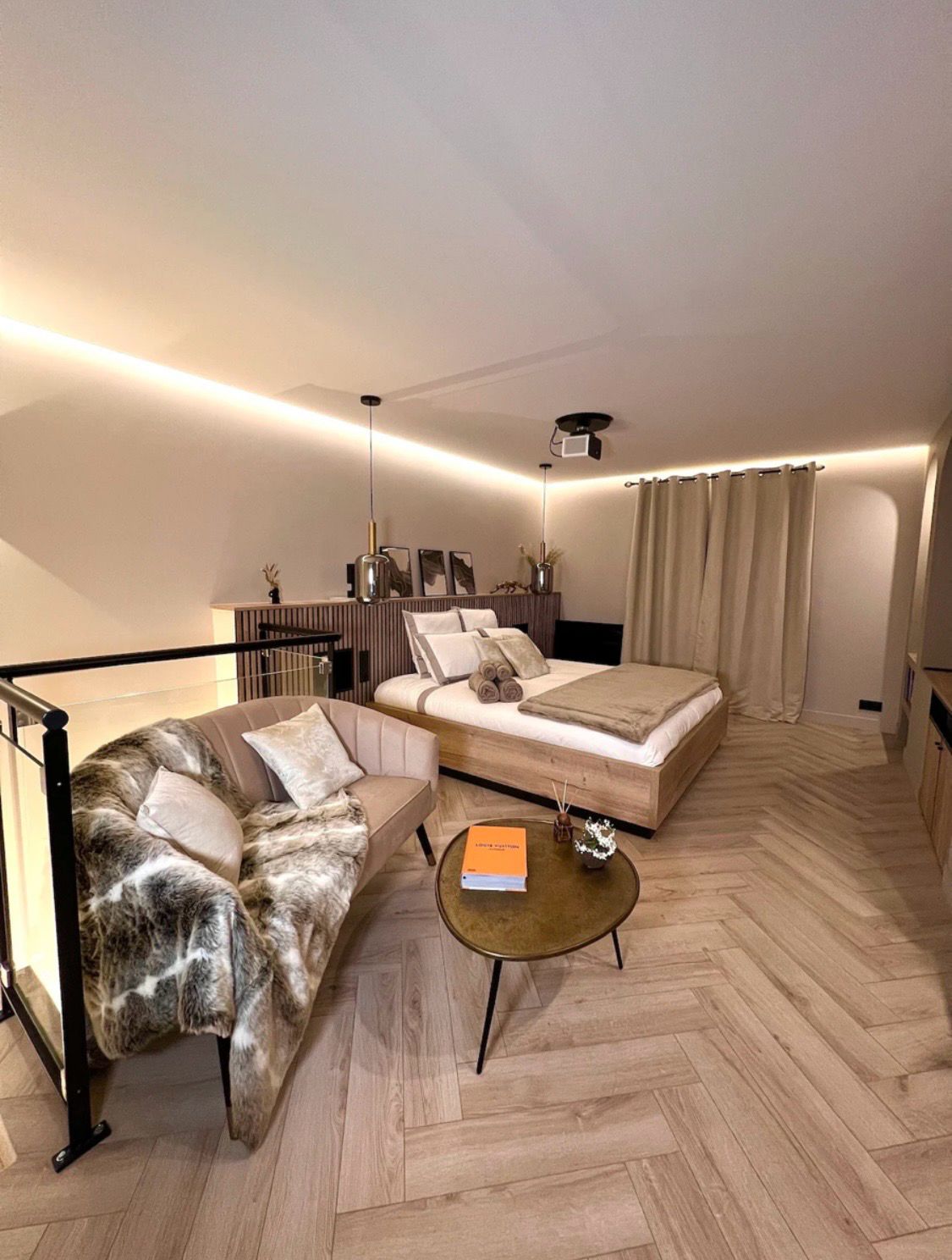 Suite Jacuzzi Cozy, île Saint Denis (93) 👥