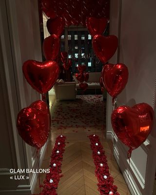 Glam Balloons "Lux" Package (Suite or Apartment)