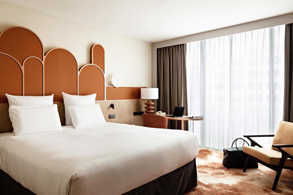 Glam Balloons x Pullman Paris Bercy (with Glam Cake)