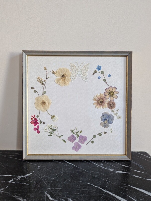 Pressed Flower Art Madonna