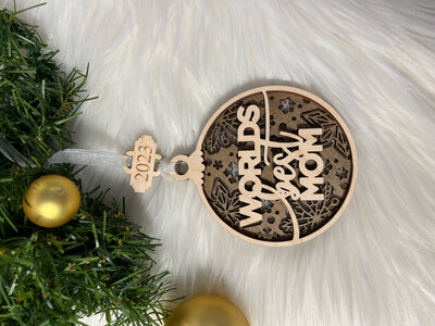 Worlds Best Mom 3D Wooden Circle Ornament