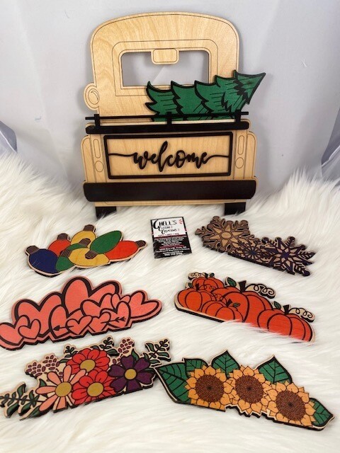 Inter Changeable Wooden Natrual And Black Truck Wall Hanging