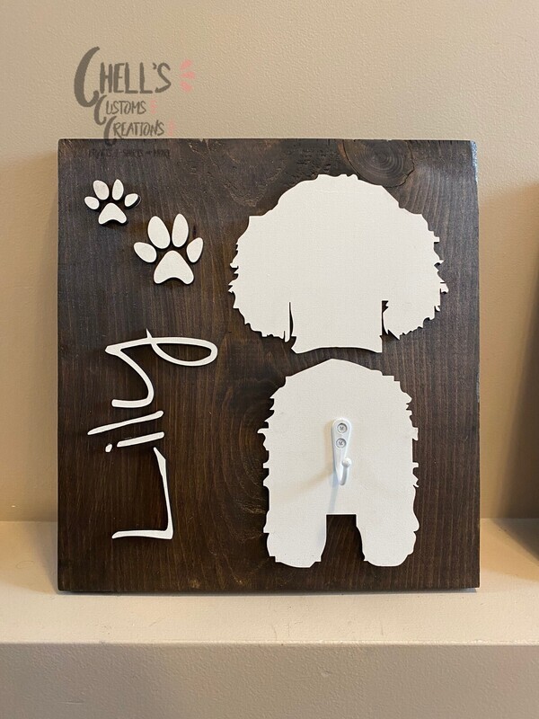 Wooden Dog Leash Sign