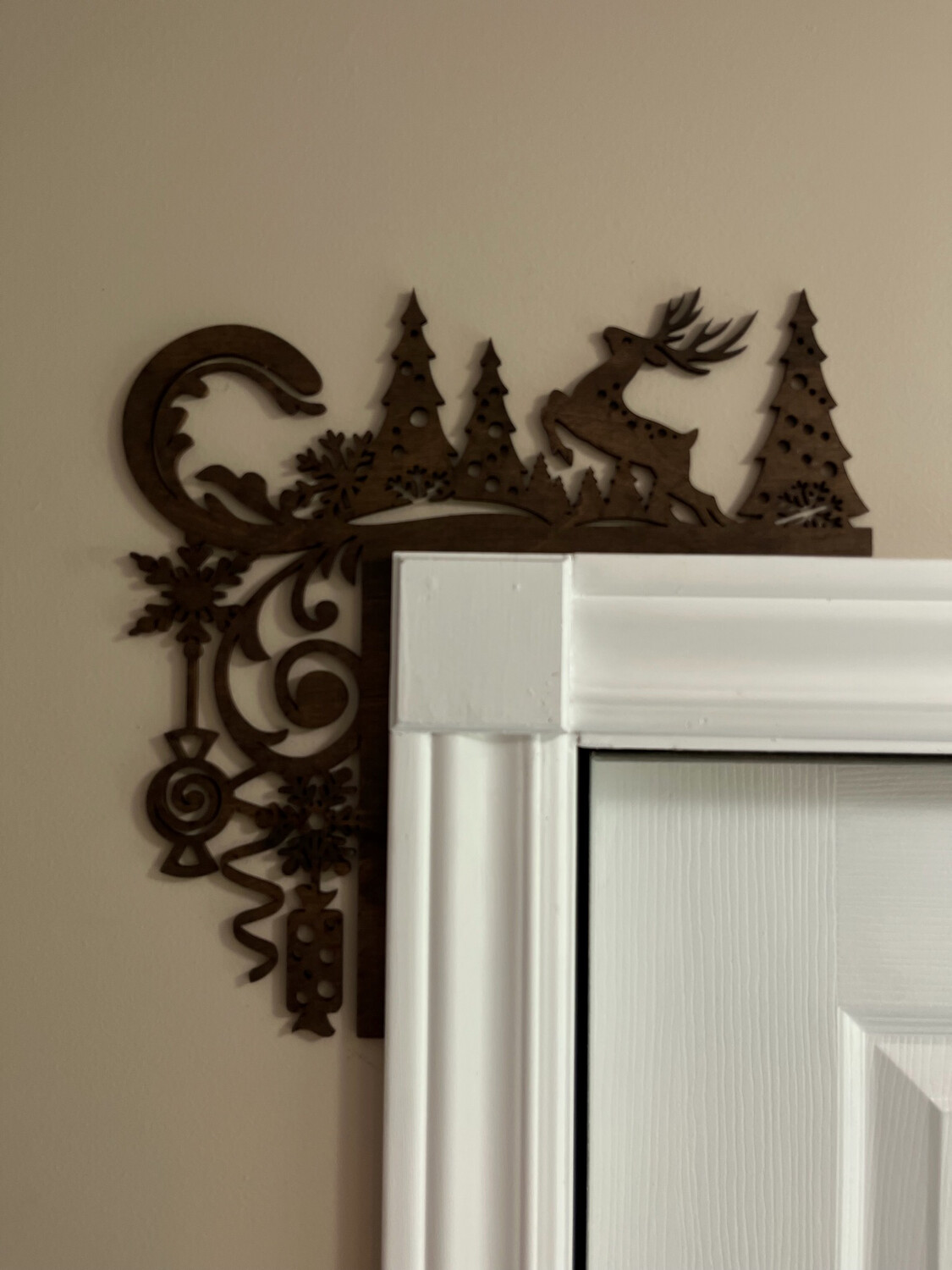 Deer Christmas Trim Corner