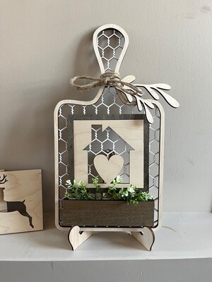 Faux Chicken Wire Cutting Board Seasonal Interchangeable Sign