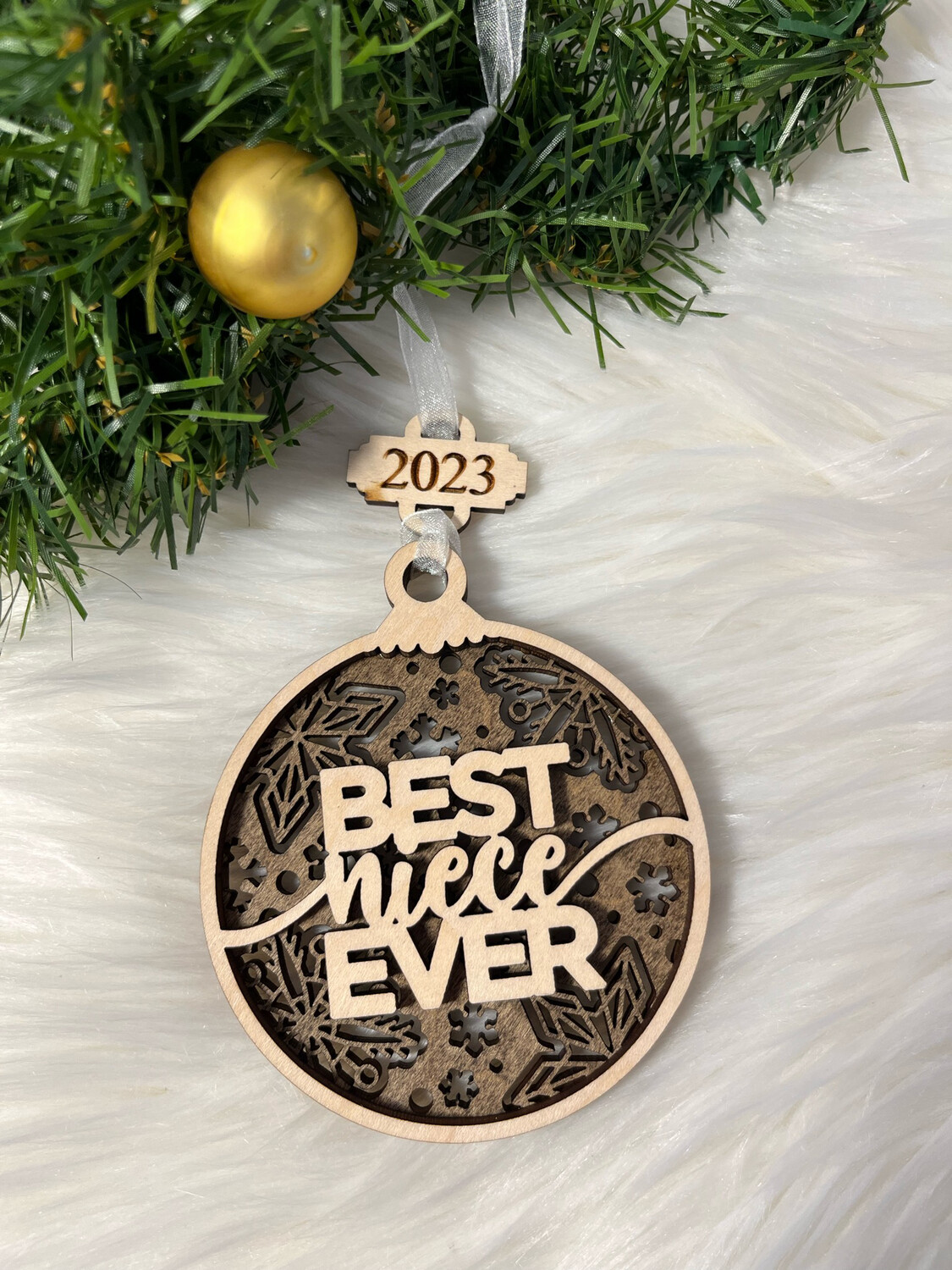 Best Niece Ever 3D Wooden Circle Ornament