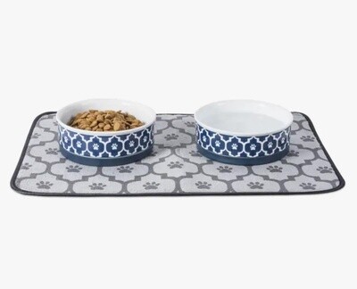 Lattice Paw Bowl, Nautical Blue, Medium 6"D x 2"H