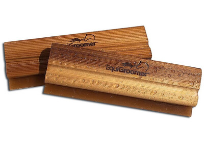 EquiGroomer Water Wisk 7-inch Equine Sweat Scraper