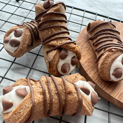 Peanut Butter Cannoli Dog Treat