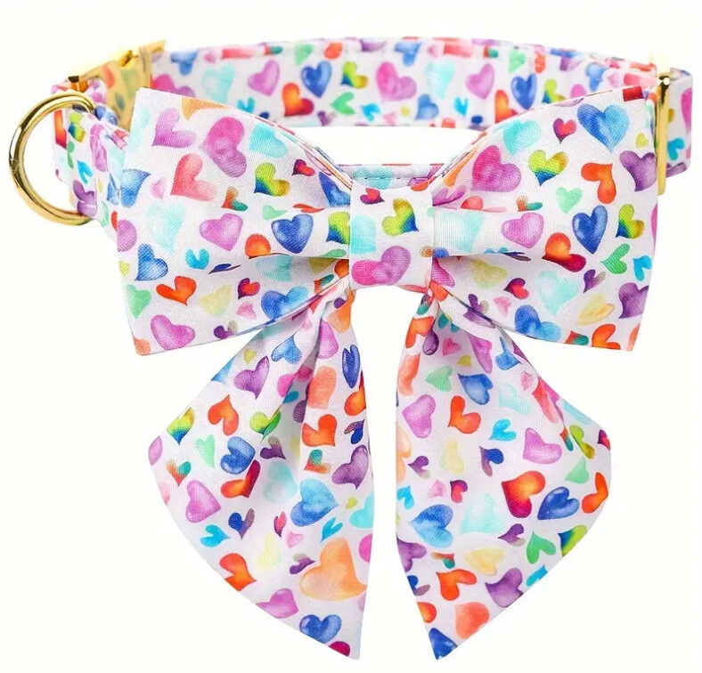 Swooning Hearts with Bow Small Dog Collar, Size: XS