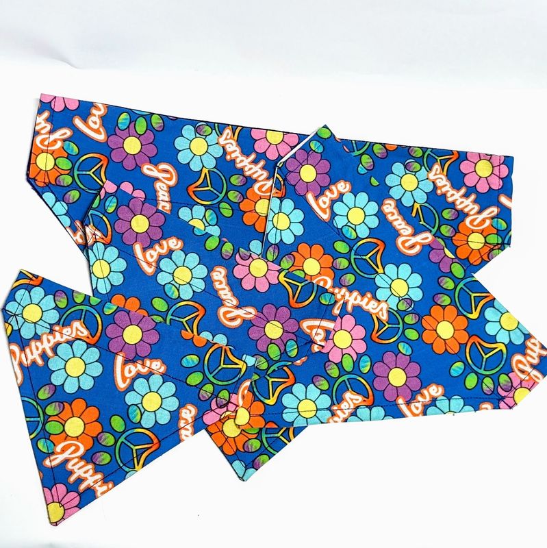 Collar Bandana, Groovy Puppy Love, Blue