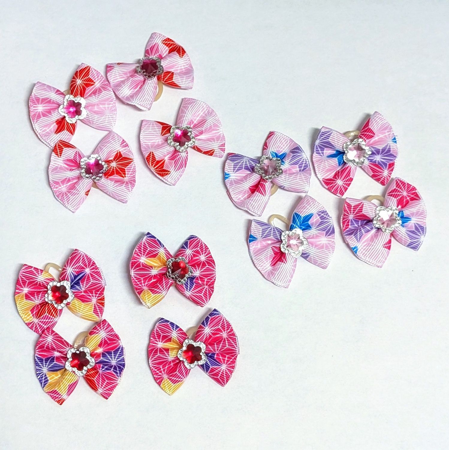 Spaceship Earth Small Pet Hair Bows with Rubber Band, Small to Medium Pets (1 pair) Assorted Colors, Color: Assorted Pink/Red