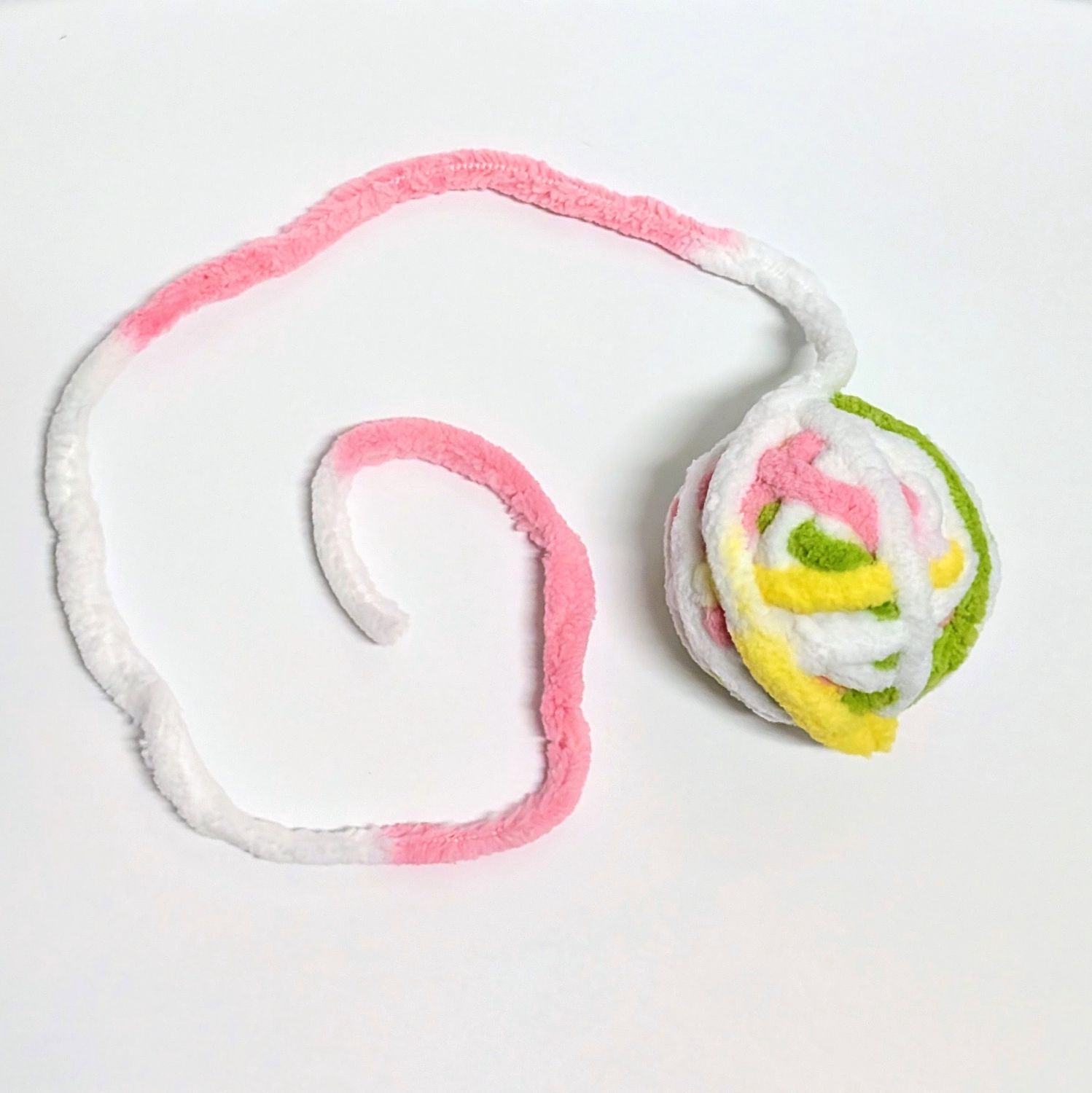 Furbaby Pet Faux Yarn Ball Plush Toy with Rattle, Quantity: (1) Each