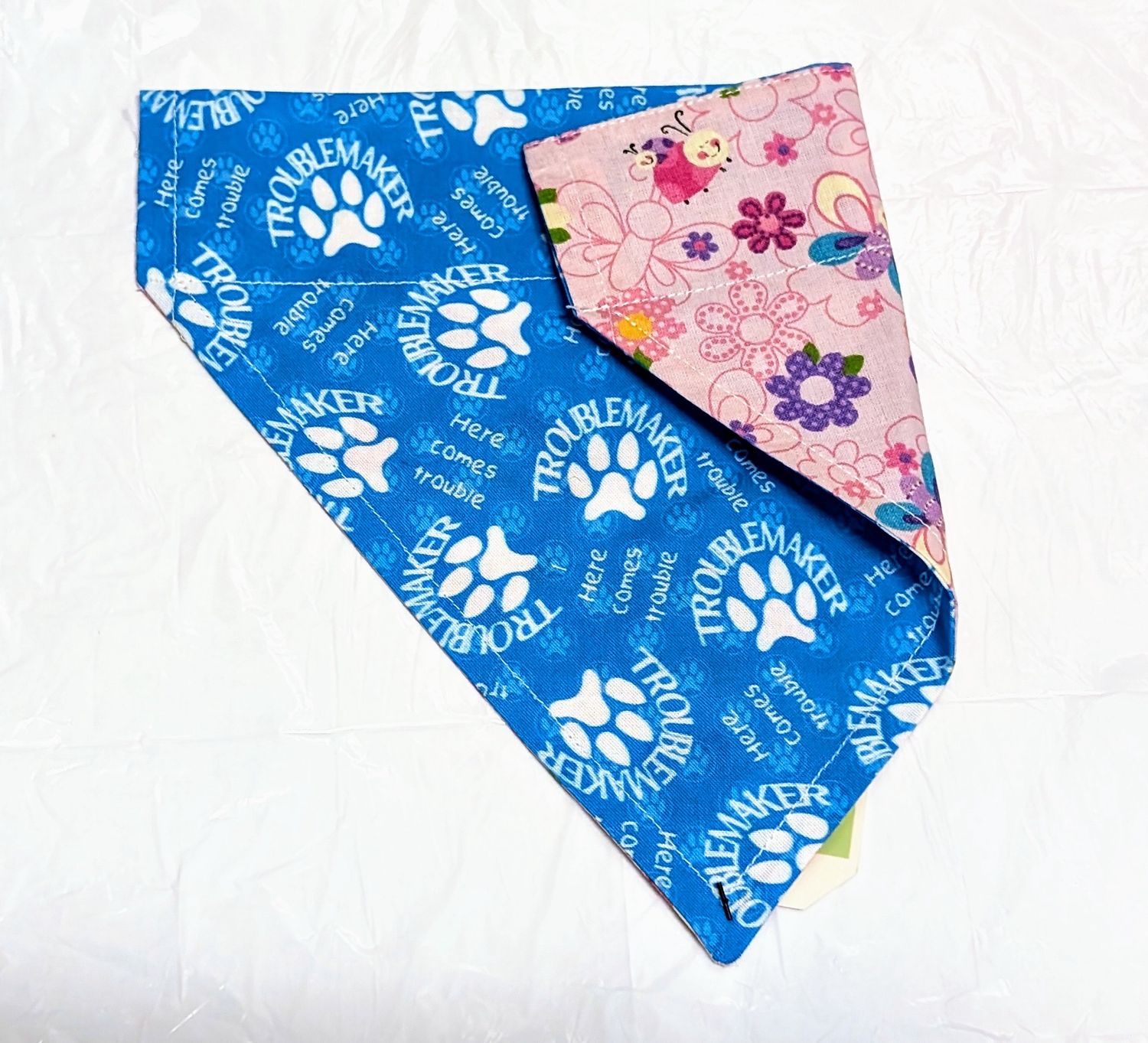 Collar Bandana, Trouble Maker, Design: Trouble Maker, Size: XL with Pink Bugs