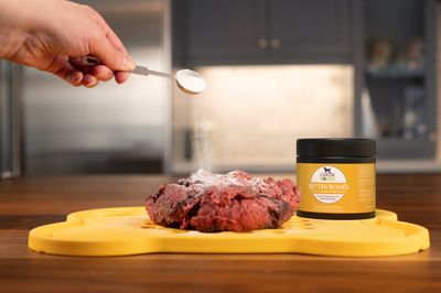 Better Bones, Dried Ground Beef Bone for Homemade Diets, 8oz Jar