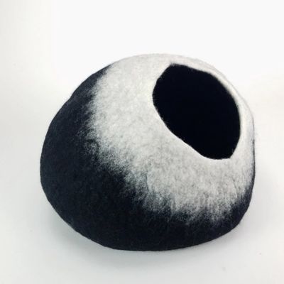 Wool Cat Cave, B&amp;W