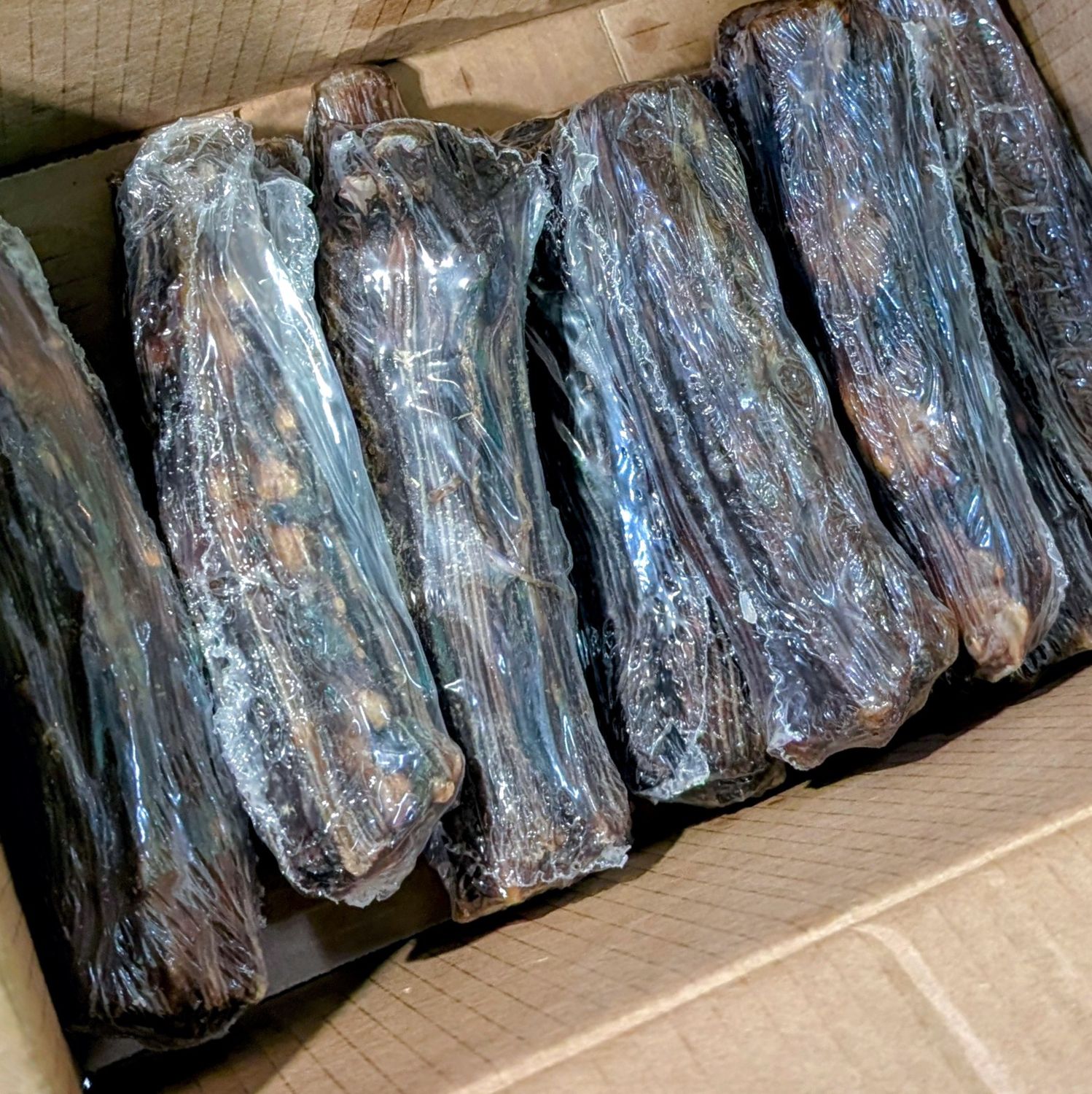 Home Range Kangaroo ROO Tail, 7-9in, Quantity: 1 dozen