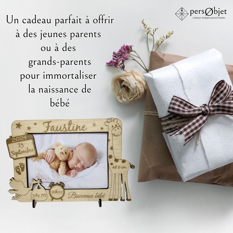 Cadre Photo naissance en Bois Personnalisable avec girafe - Souvenir de la naissance de Bébé – idée cadeau de naissance personnalisé pour maman, papa, mamie, papy – décoration chambre bébé, séjour