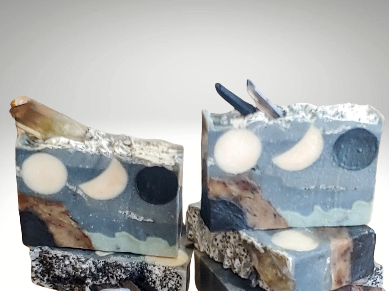 Hekate&#39;s Underworld &#39;Dark Moon Crystal Elixir Infused&#39;
