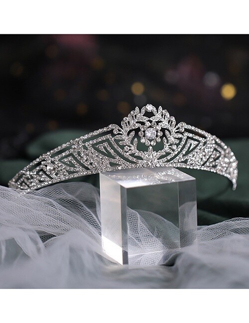 The Retro Geometric Tiara
