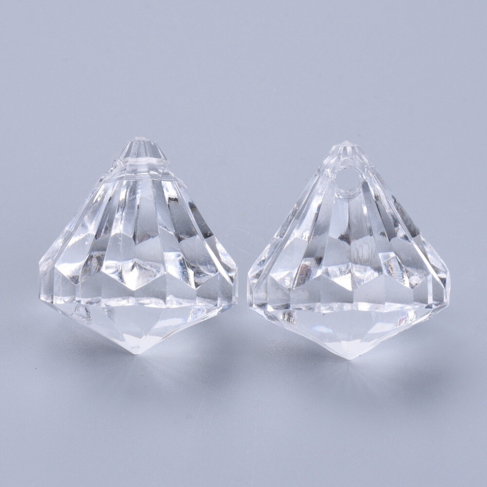 BG Faceted Diamond - Clear 37x32mm