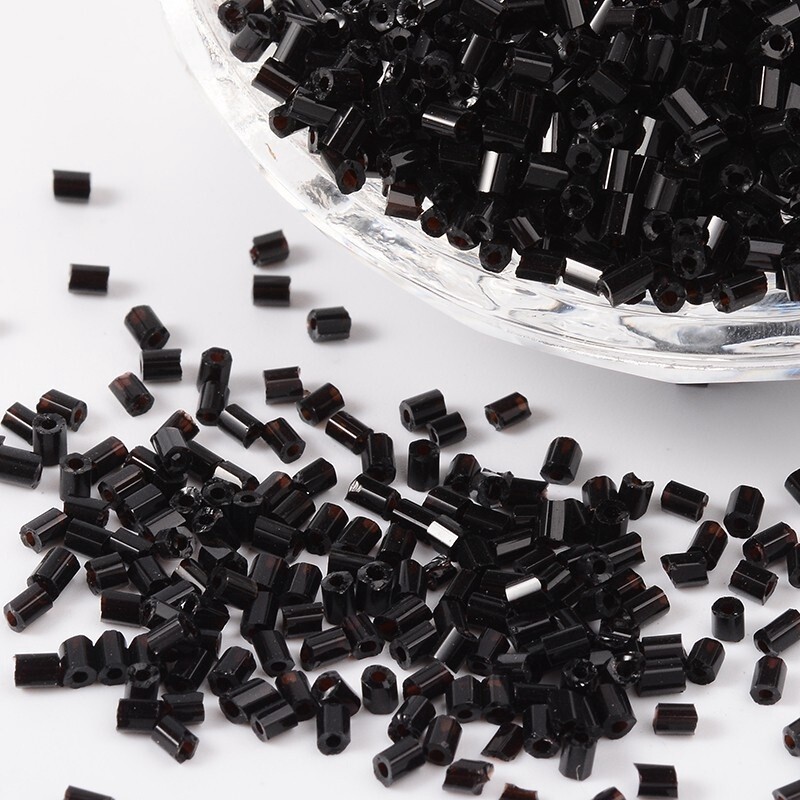 Bugle - Black 2-3mm (10gm)