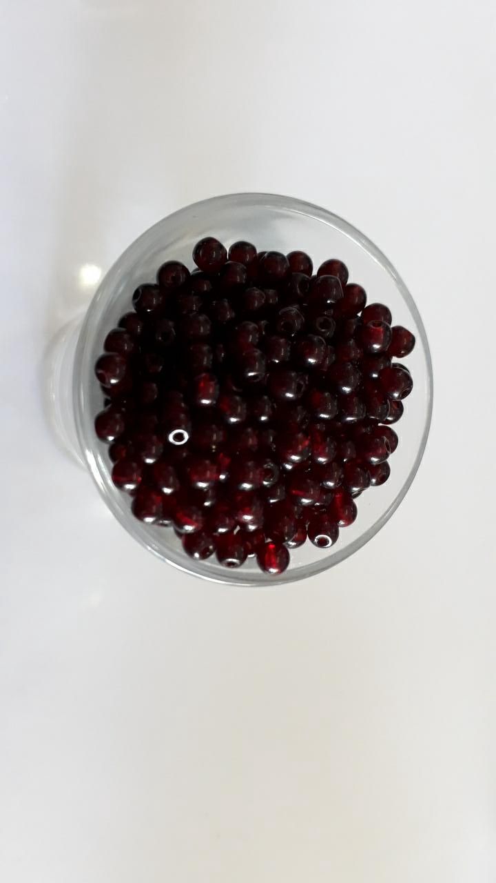 Czech Tiff - Garnet 4mm