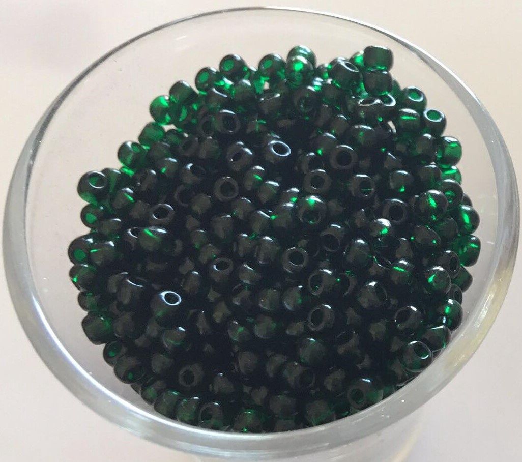 Seed Bead - Translucent Emerald 8/0