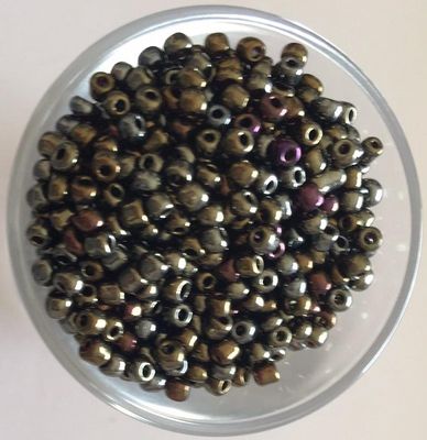 Seed Bead - Gunmetal Iris 8/0