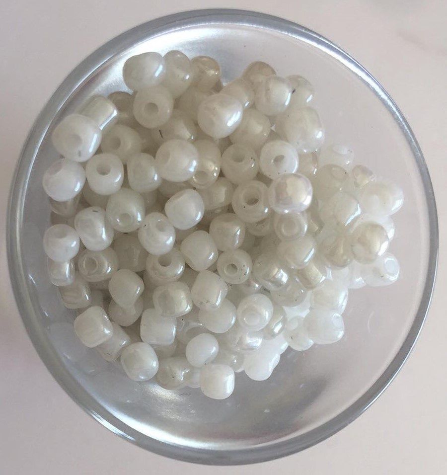 Seed Bead - White Lustre 6/0