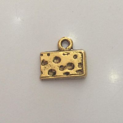 Cheese Charm - Gold 11mm