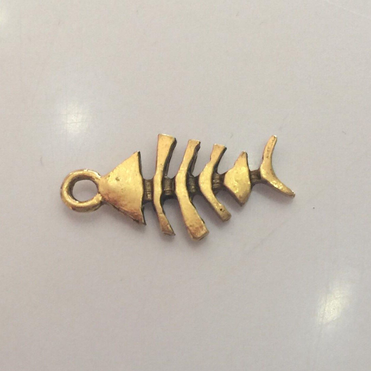 Fish Skeleton Charm - Gold 12x10mm