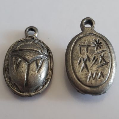 Scarab Charm - Antique Silver 20mm