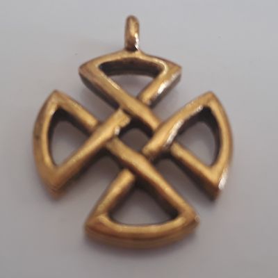 Celtic Cross Charm - Gold 20mm