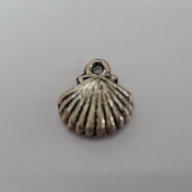 Seashell Charm - Silver 14mm
