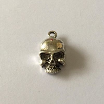 Skull Charm - Silver 19x10mm